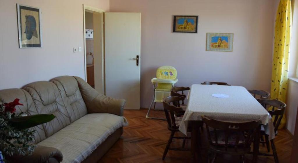 Apartment Julietta ピロヴァッツ エクステリア 写真