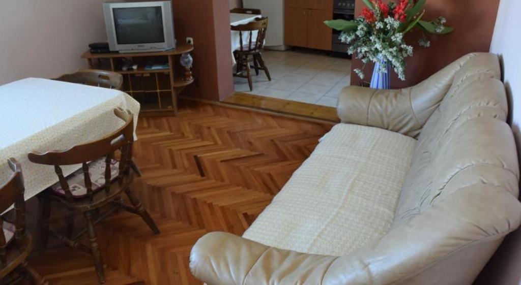 Apartment Julietta ピロヴァッツ エクステリア 写真