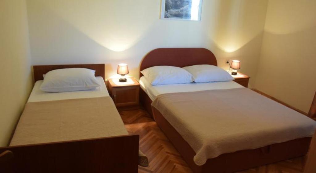Apartment Julietta ピロヴァッツ エクステリア 写真
